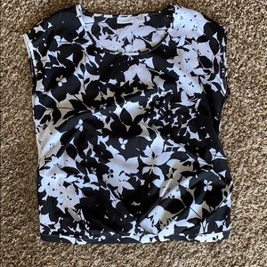 New York & Company Cap Sleeve Top